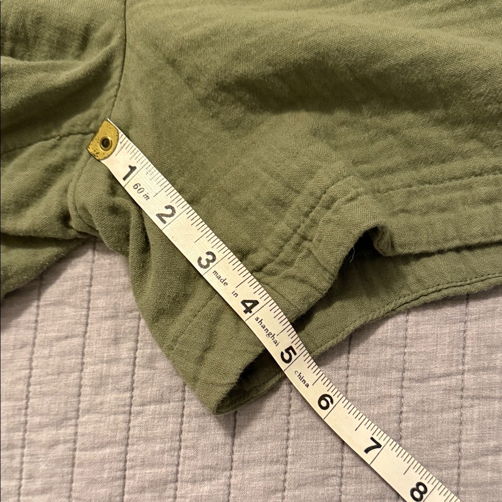 Old Navy Olive Green Women's Pull-On Athletic Shorts - Picture 3 of 4